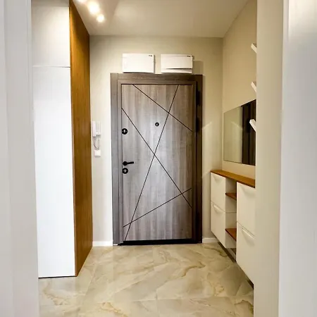 In Bella With Free Parking Apartament *