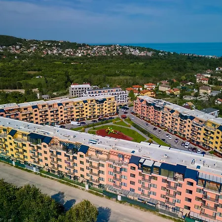In Bella With Free Parking Apartament